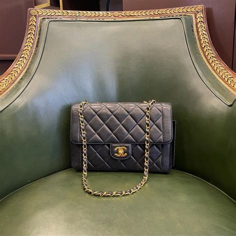 sac chanel femme occasion|sac chanel pré owned.